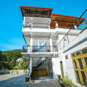 villa-dasuni.kandyhotelsnow.com/