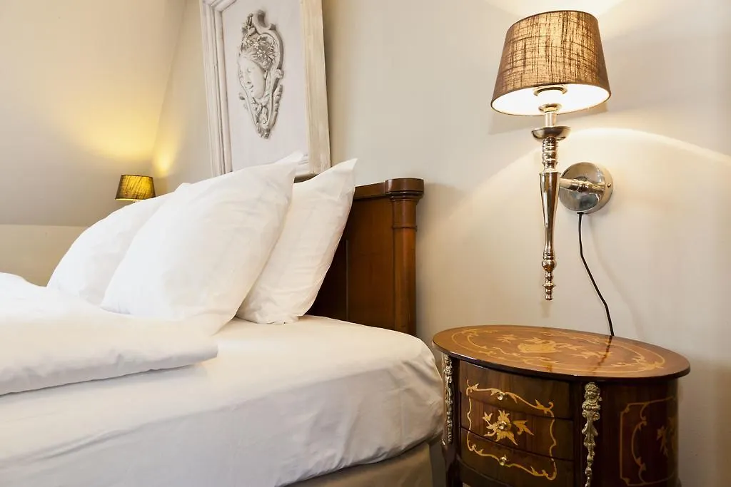 Hotel Diamonds And Pearls Antwerp